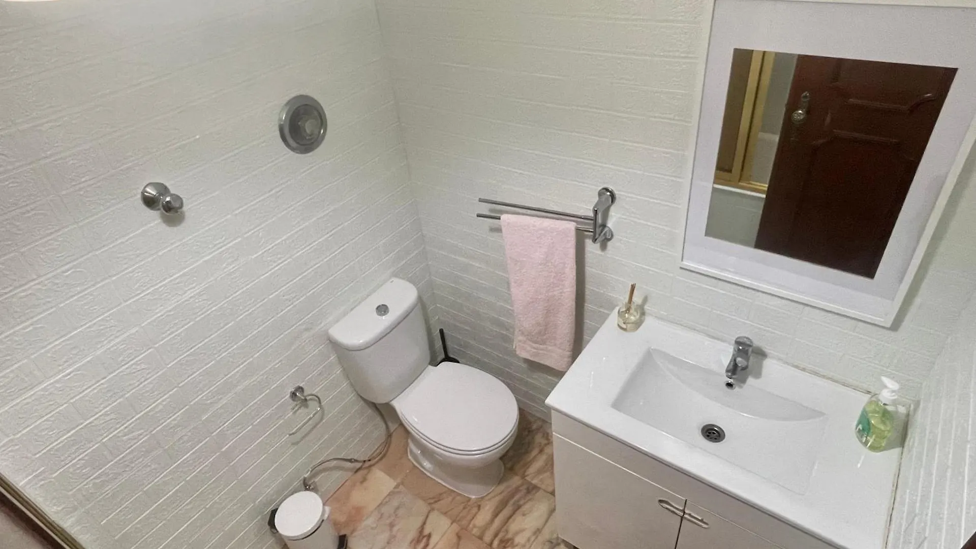 Quarto Alameda Lisbon 0*,